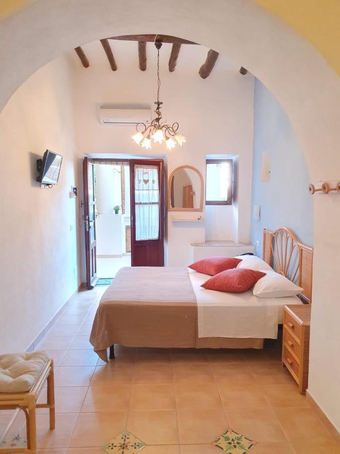 B&B La Goletta Di Salina Santa Marina Salina Dış mekan fotoğraf